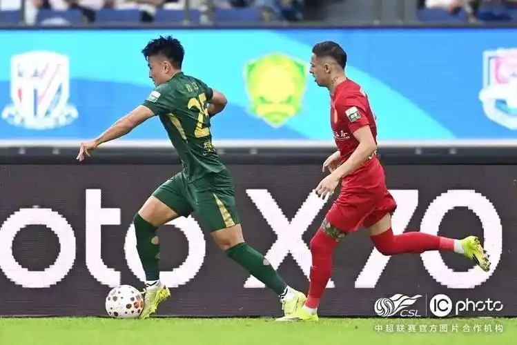 德国乙级联赛：汉堡 VS 圣保利